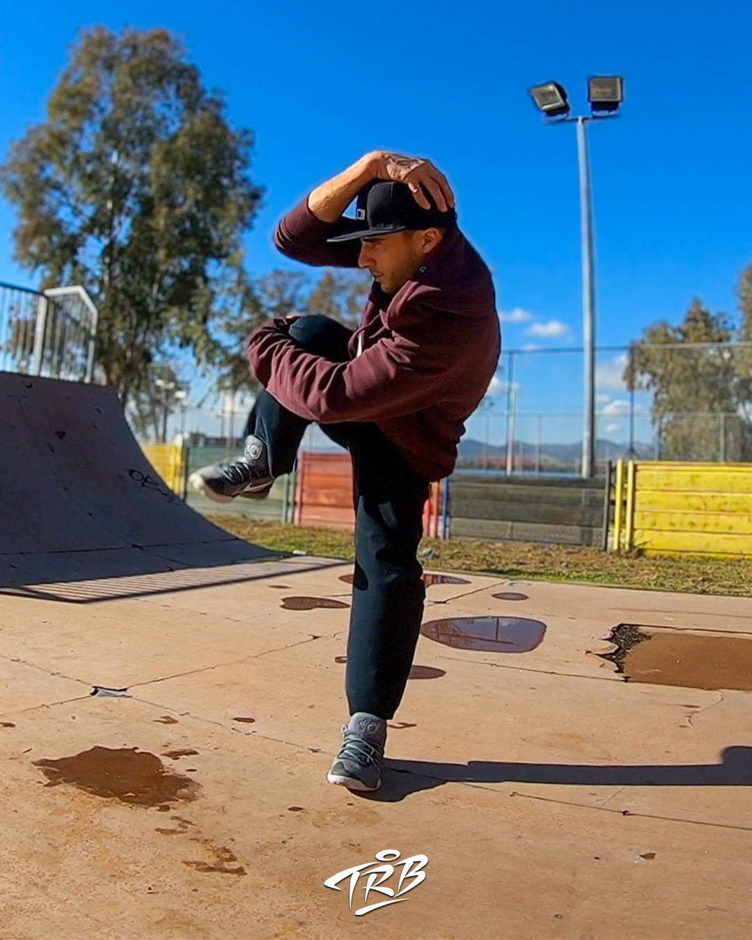 Bboy Ynot rock the floor  – Top Rock Bunch –